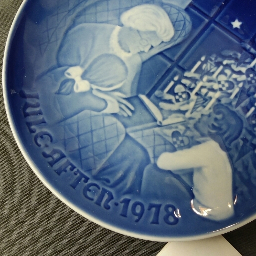 NWB Bing & Grondahl Holiday Collectors Plate 1978, "A Christmas Tale" - Picture 6 of 10